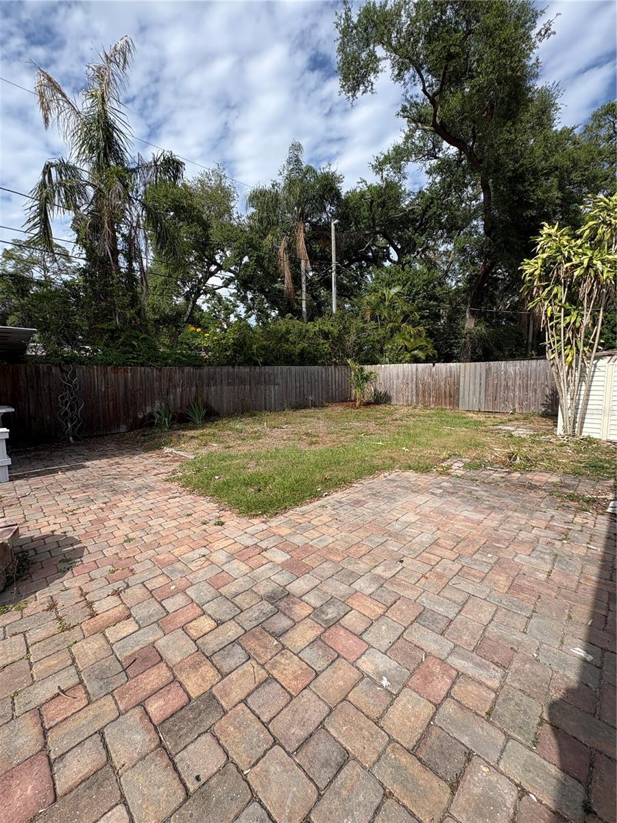 ORANGE ESTATES OF ST PETE - Residential