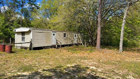 Photo of 11281 NE 64th Place, Williston, FL 32696 (MLS # A4690973)