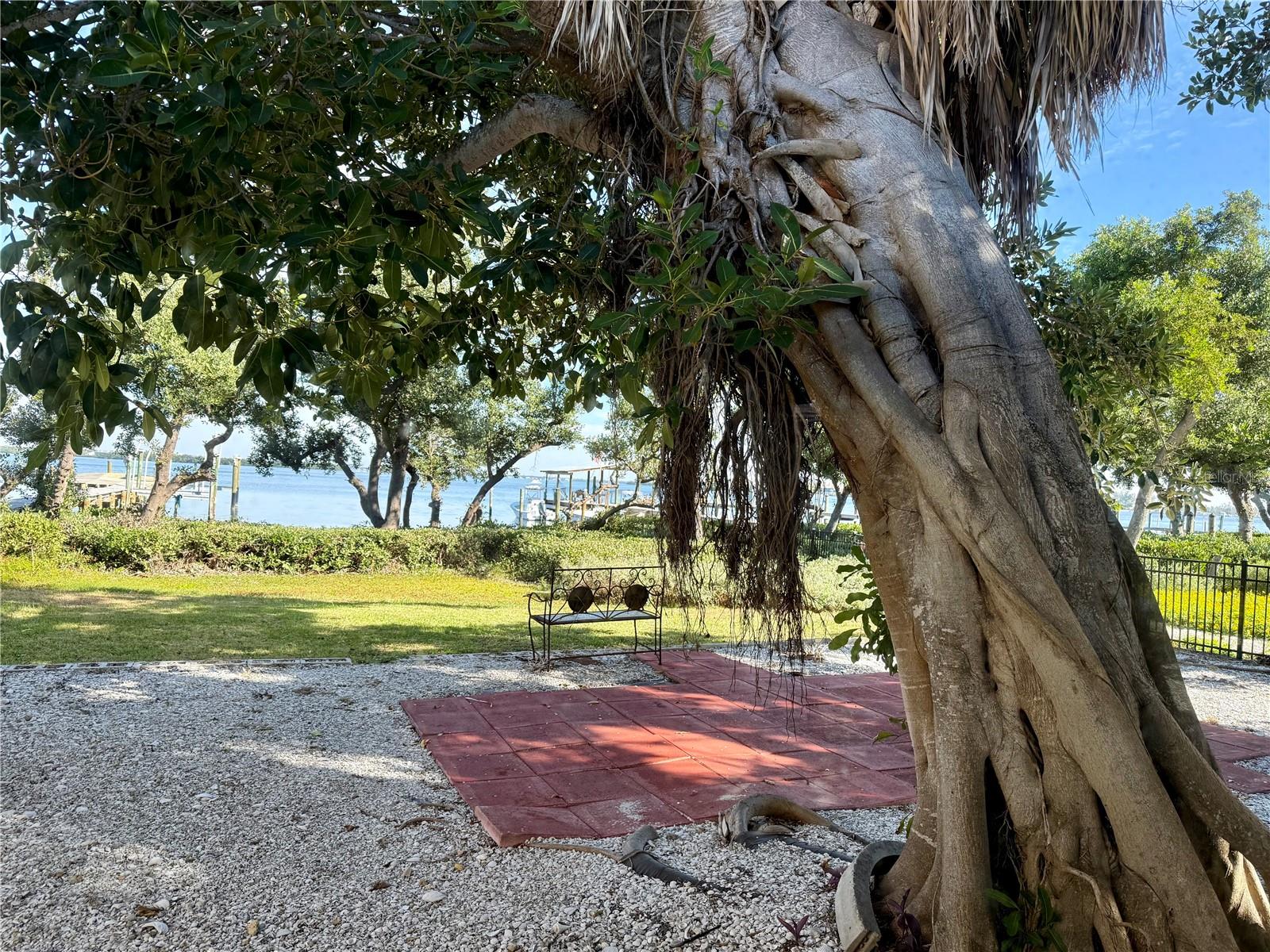 ILEXHURST - Residential