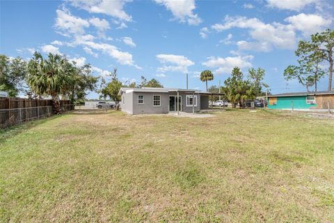 A home in WAUCHULA