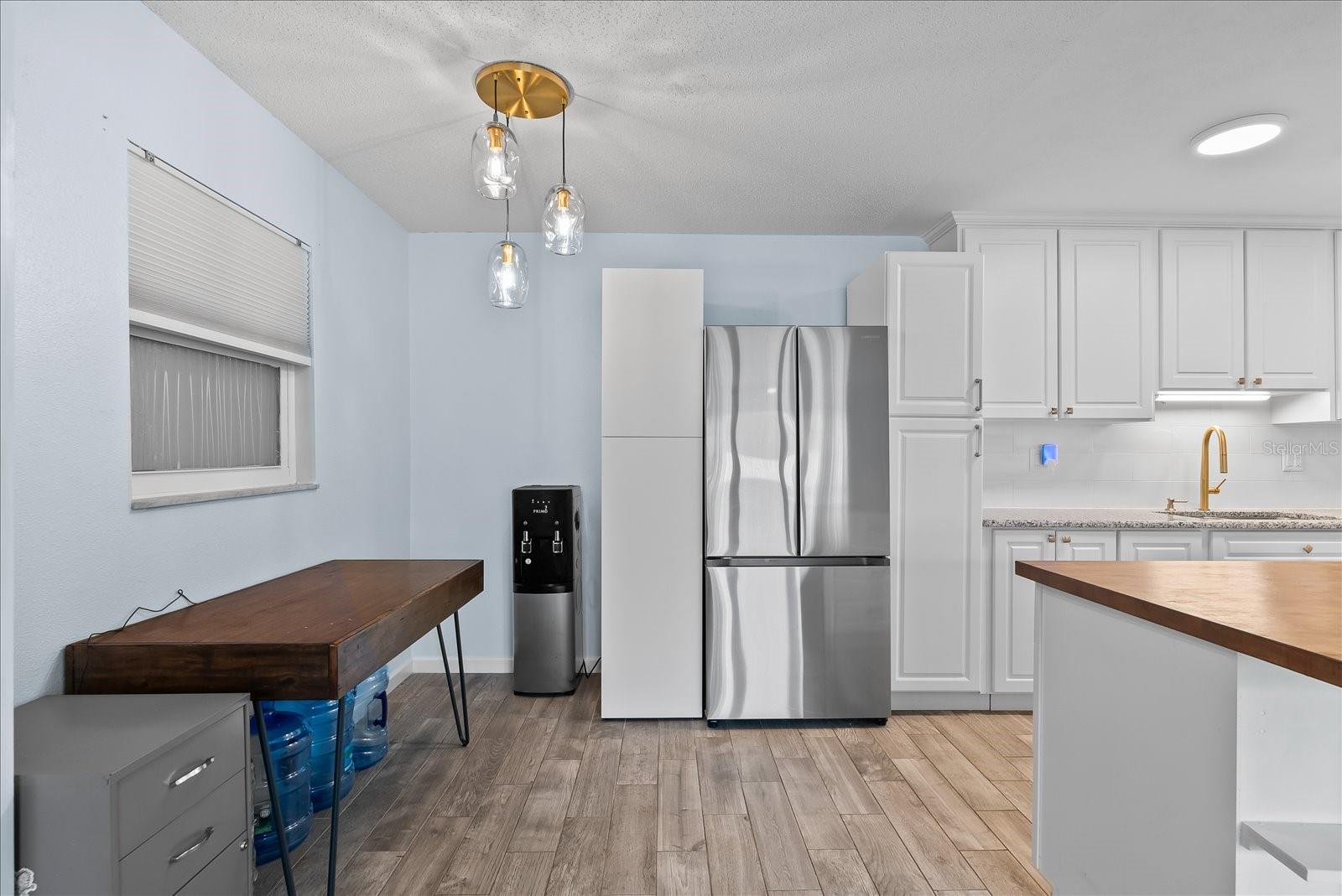 REGENCY CONDO THE - Residential