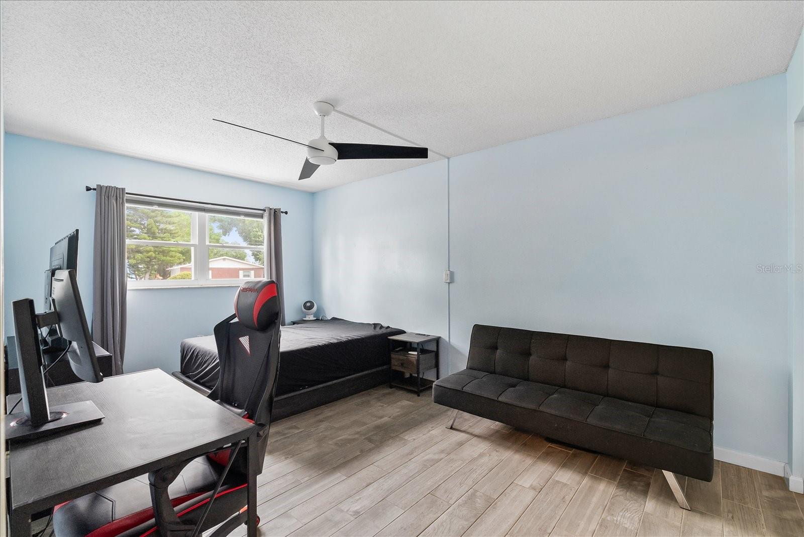 REGENCY CONDO THE - Residential