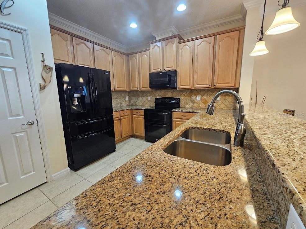 GULFWINDS - Residential