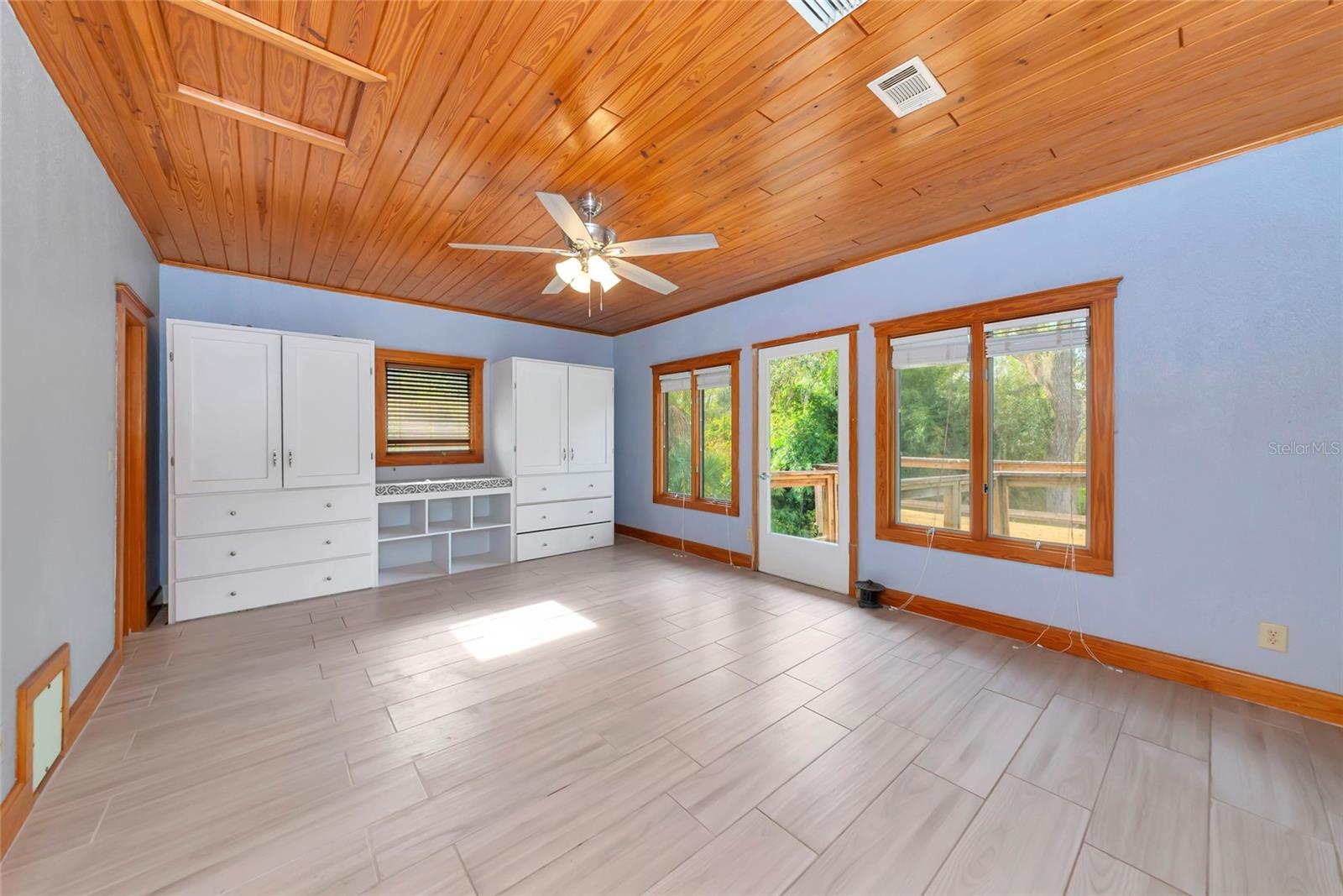 RANCHES AT MOSSY HAMMOCK - Residential