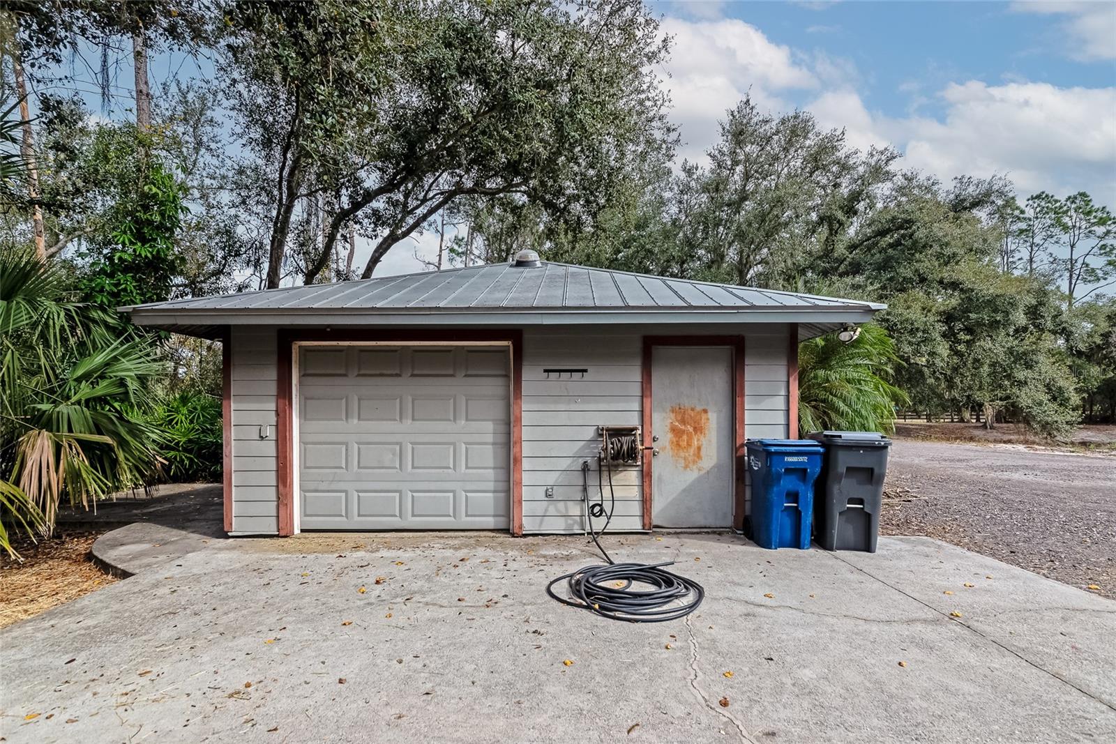 RANCHES AT MOSSY HAMMOCK - Residential