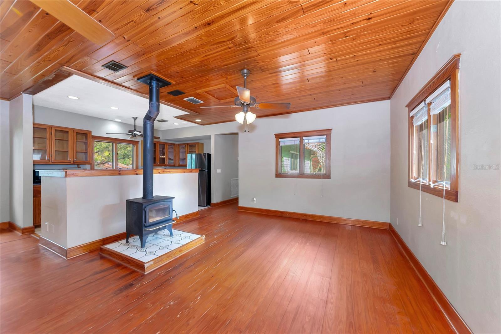 14450 MOSSY OAK LANE