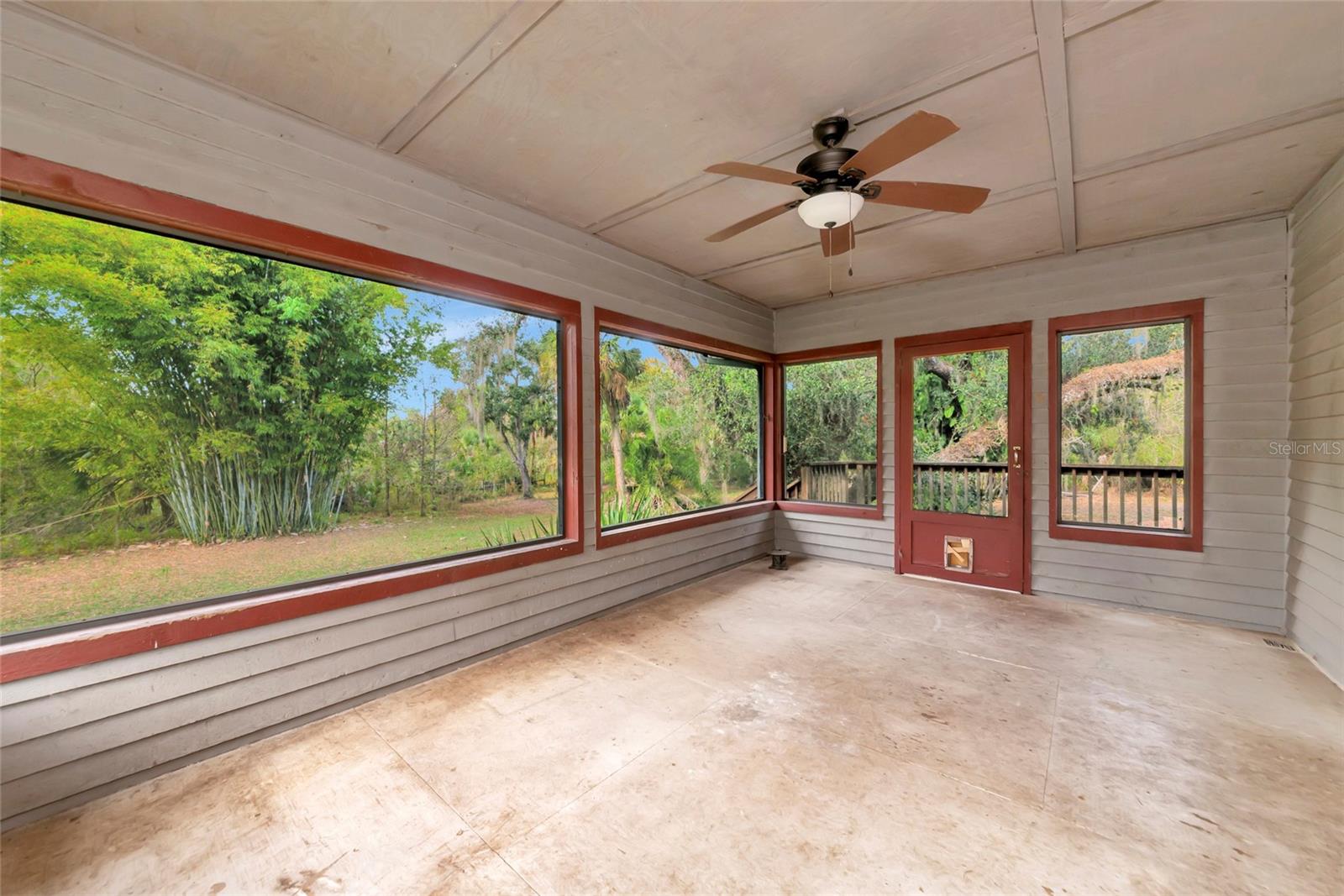 RANCHES AT MOSSY HAMMOCK - Residential