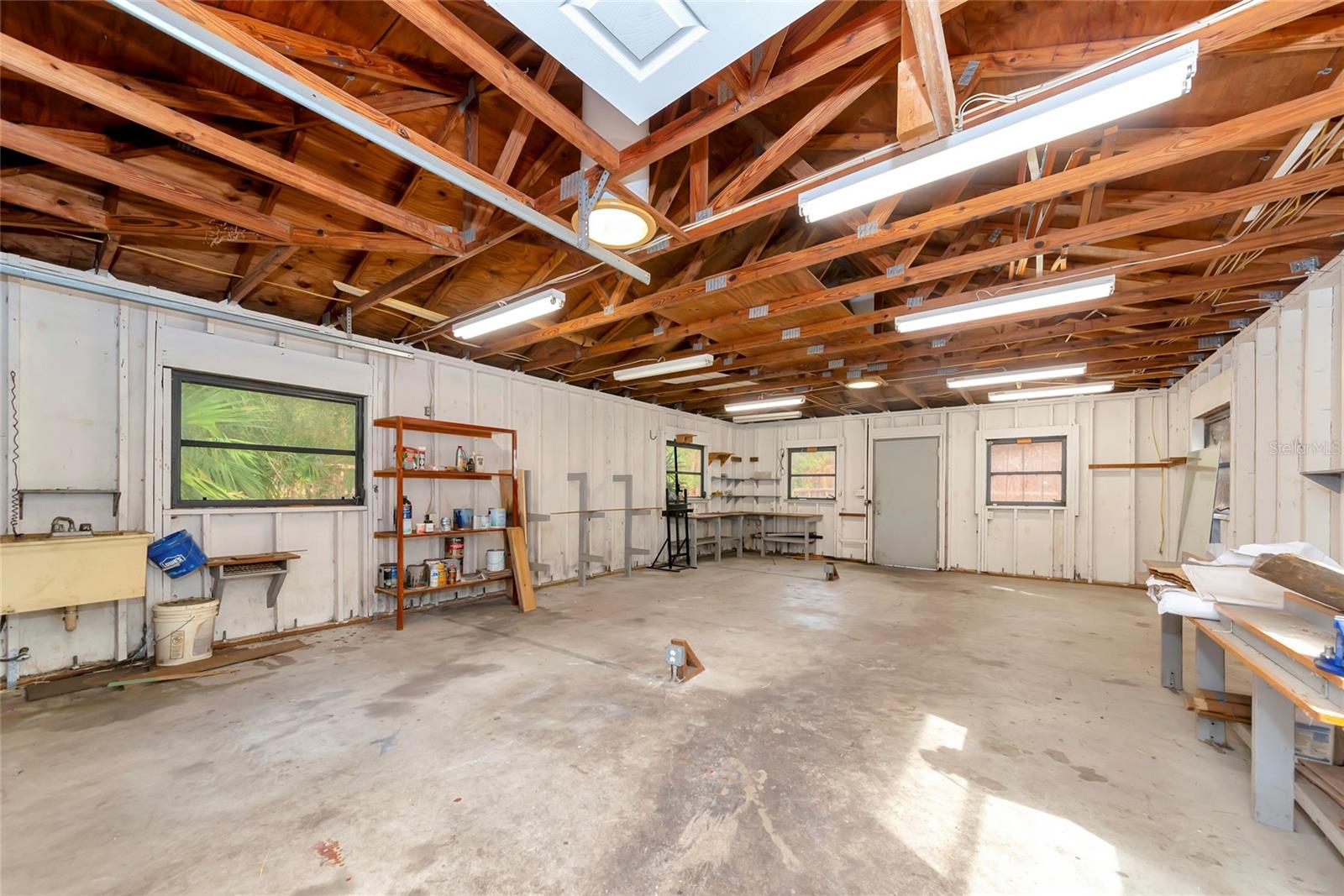 RANCHES AT MOSSY HAMMOCK - Residential