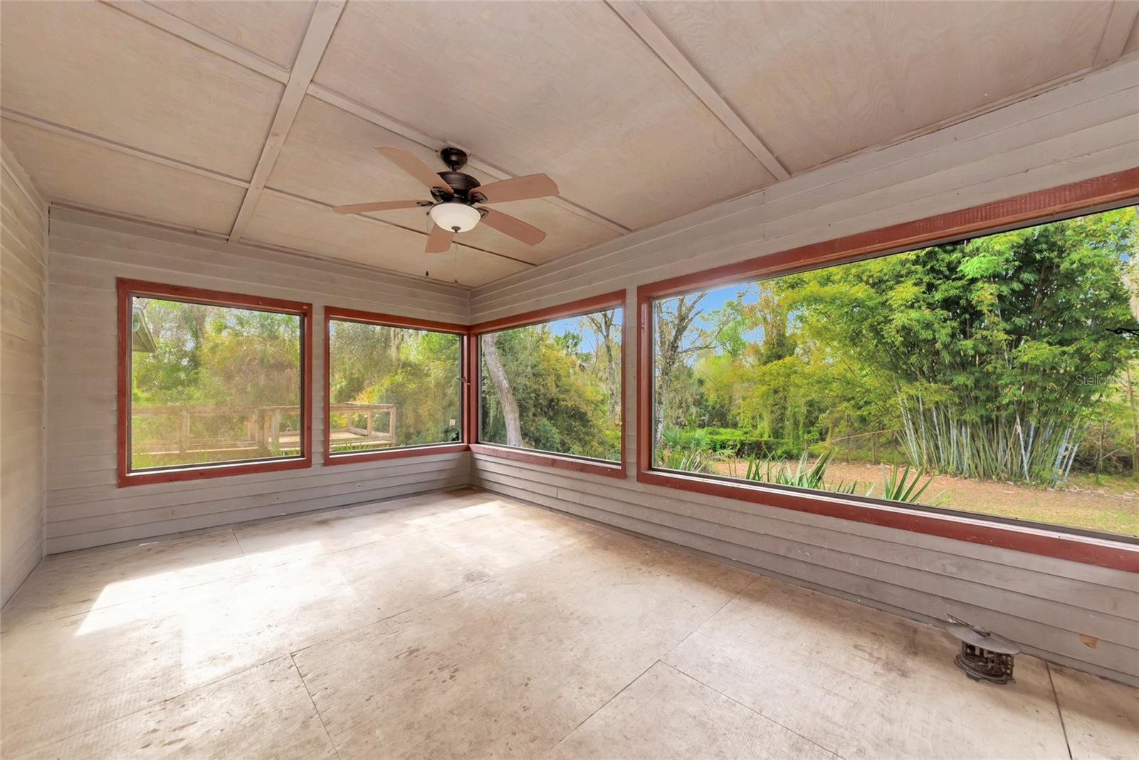 RANCHES AT MOSSY HAMMOCK - Residential