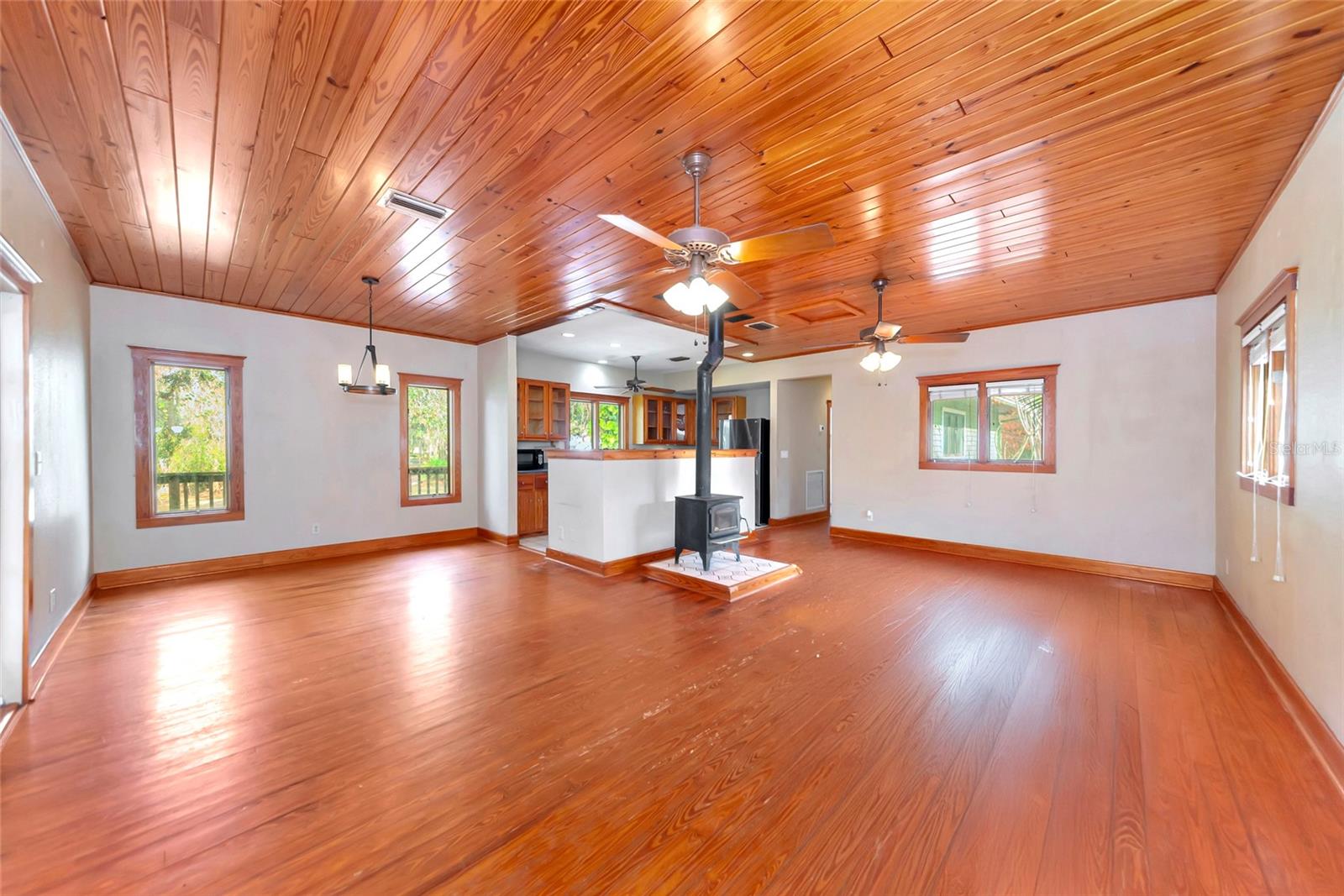 14450 MOSSY OAK LANE