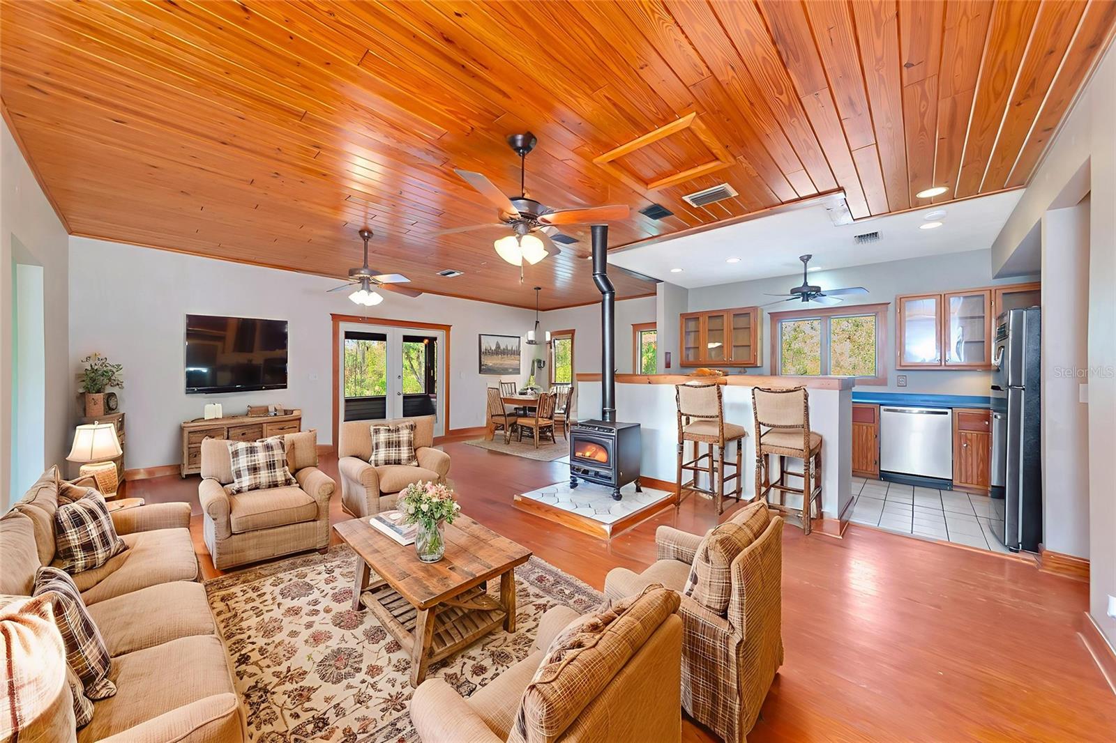 RANCHES AT MOSSY HAMMOCK - Residential