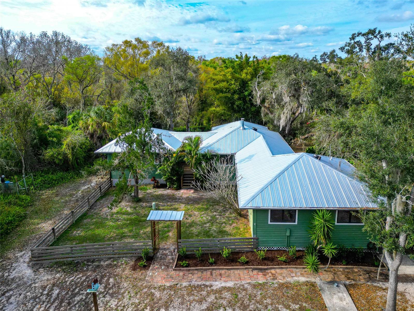 RANCHES AT MOSSY HAMMOCK - Residential