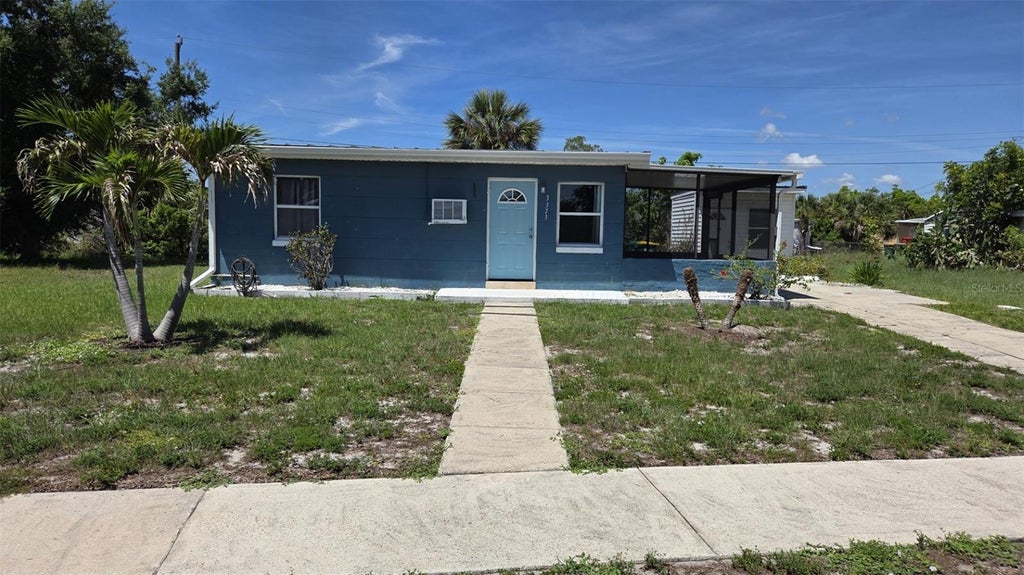 Photo of 3373 Lucerne Terrace, Port Charlotte, FL 33952 (MLS # C7527078)