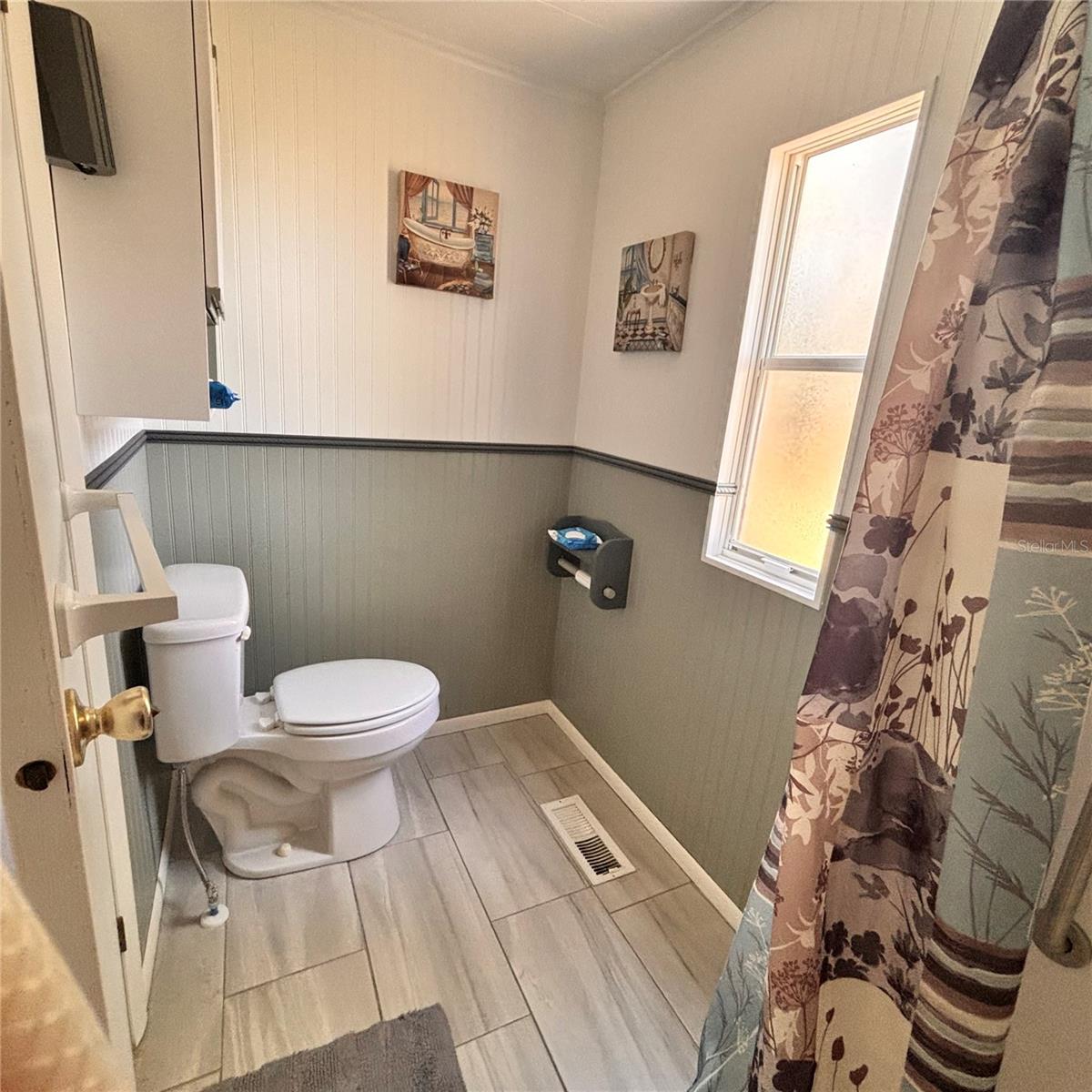 SHADOW BROOK MOBILE HOME - Residential