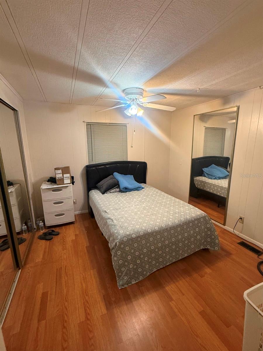 SHADOW BROOK MOBILE HOME - Residential