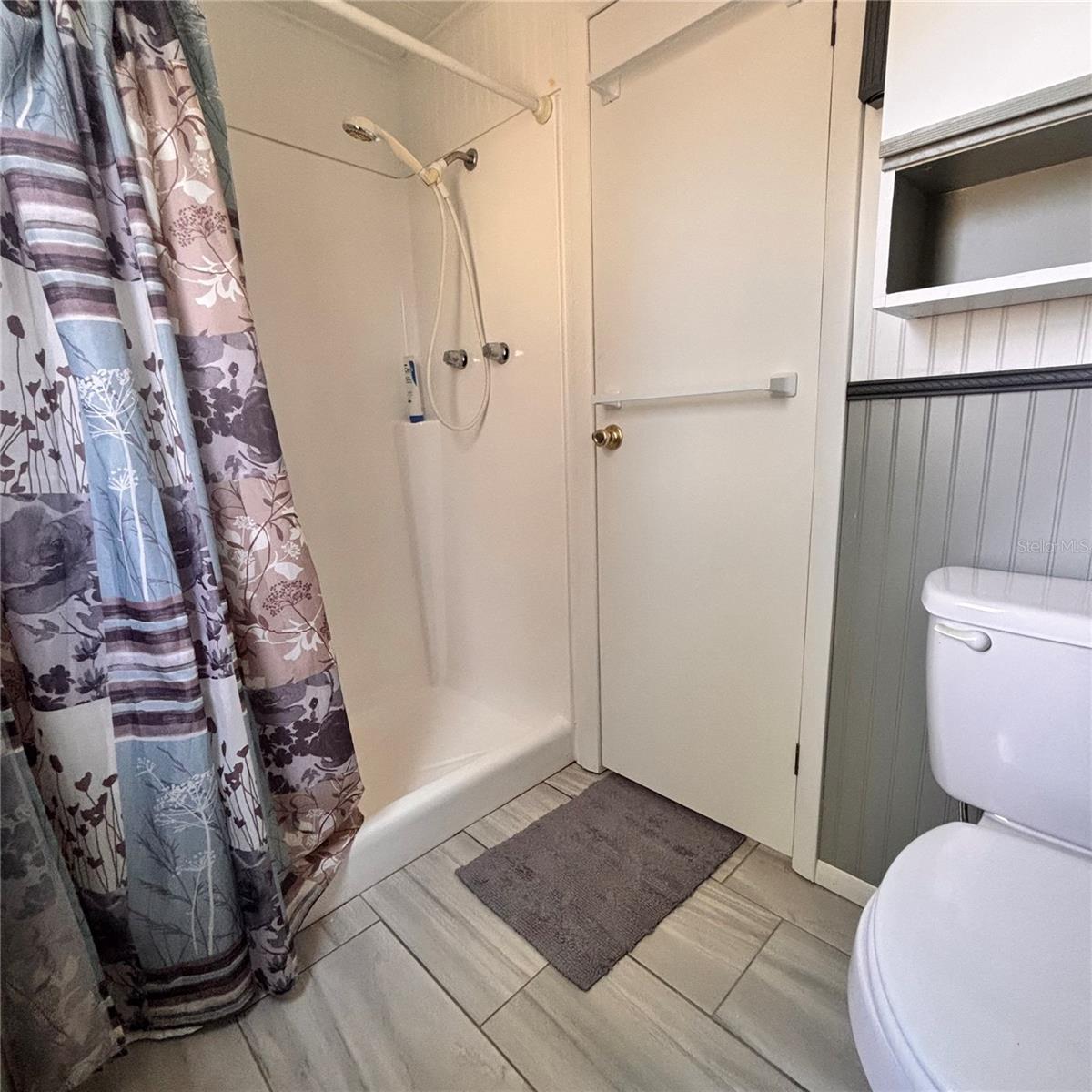 SHADOW BROOK MOBILE HOME - Residential