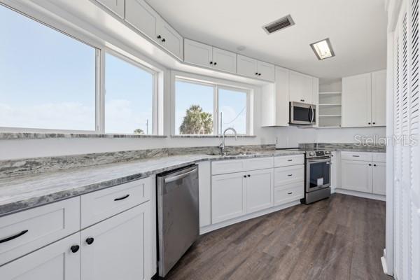 HORSESHOE BEACH - Residential