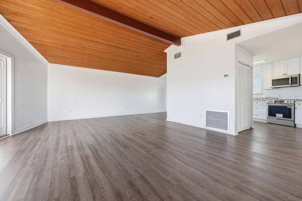 HORSESHOE BEACH - Residential