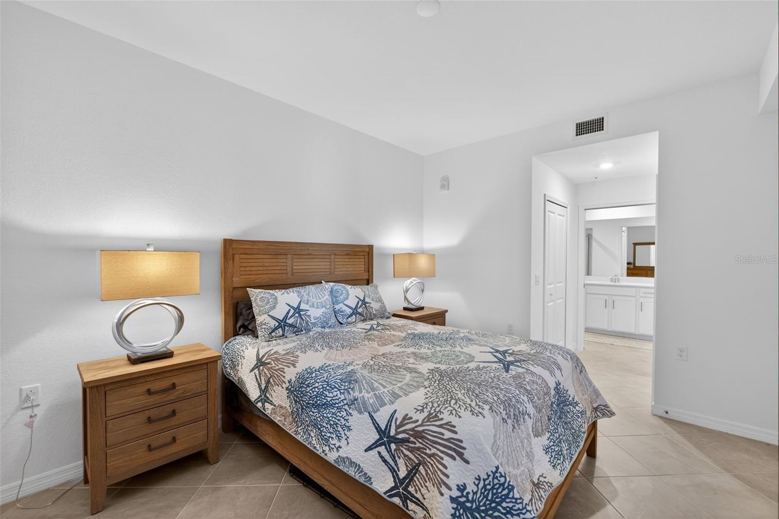 TERRACE VI AT HERITAGE LANDING - Residential