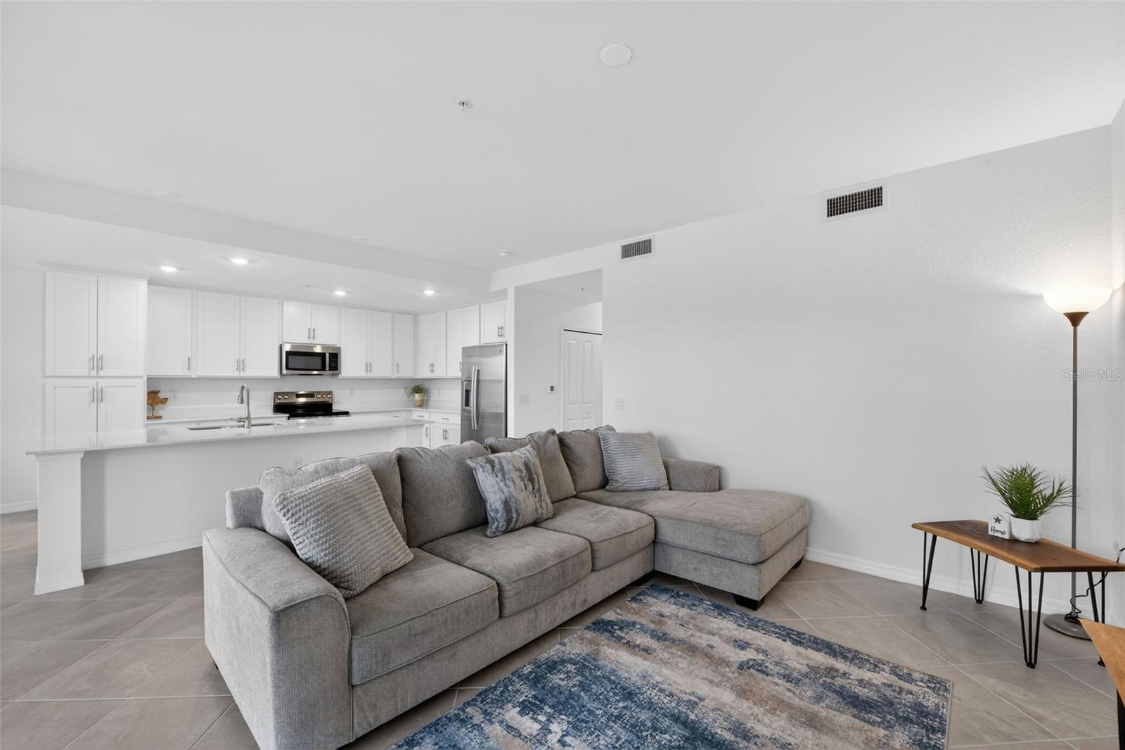 TERRACE VI AT HERITAGE LANDING - Residential