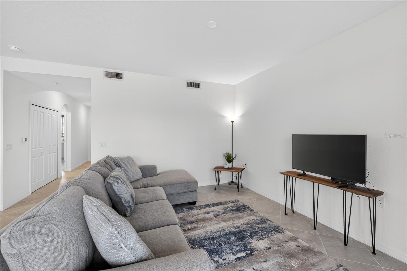 TERRACE VI AT HERITAGE LANDING - Residential