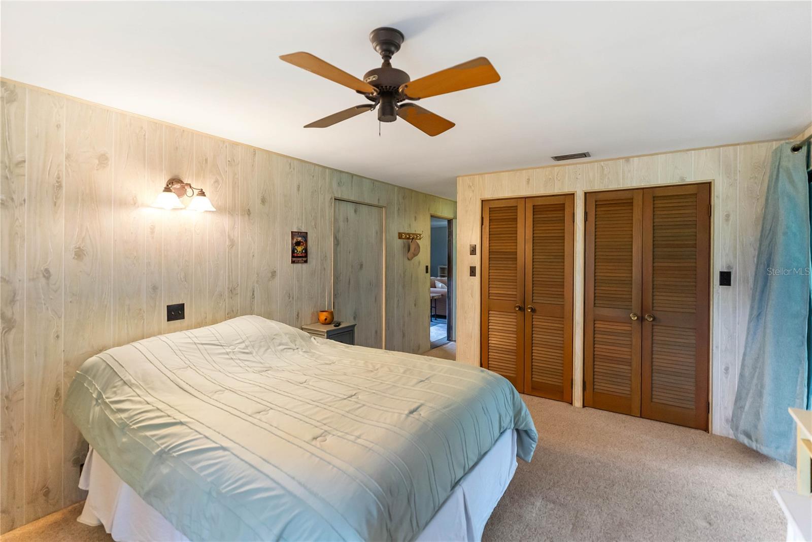 LAUREL VILLA - Residential