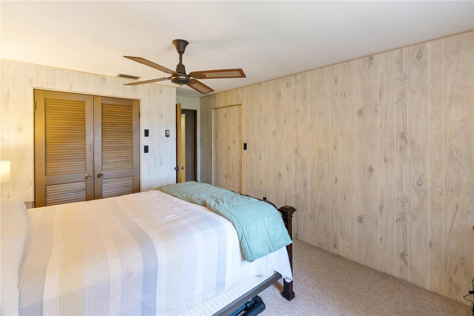 LAUREL VILLA - Residential
