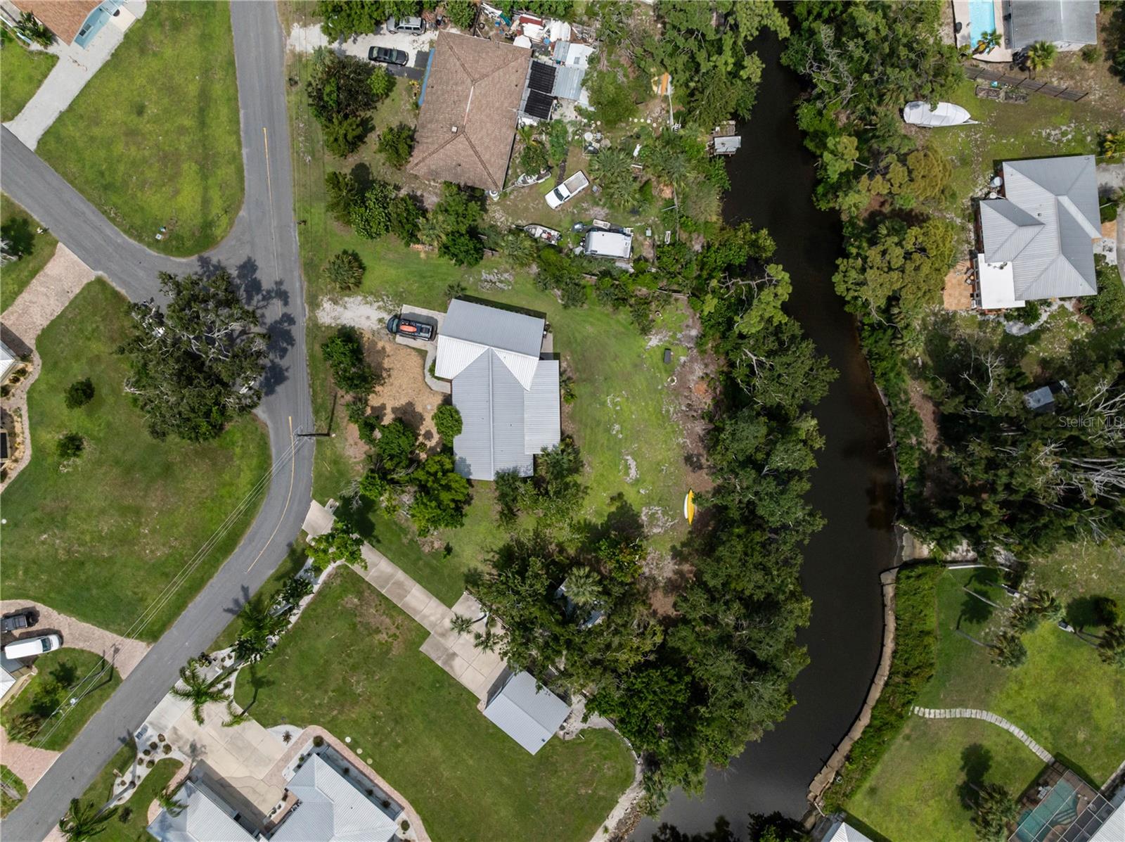 LAUREL VILLA - Residential