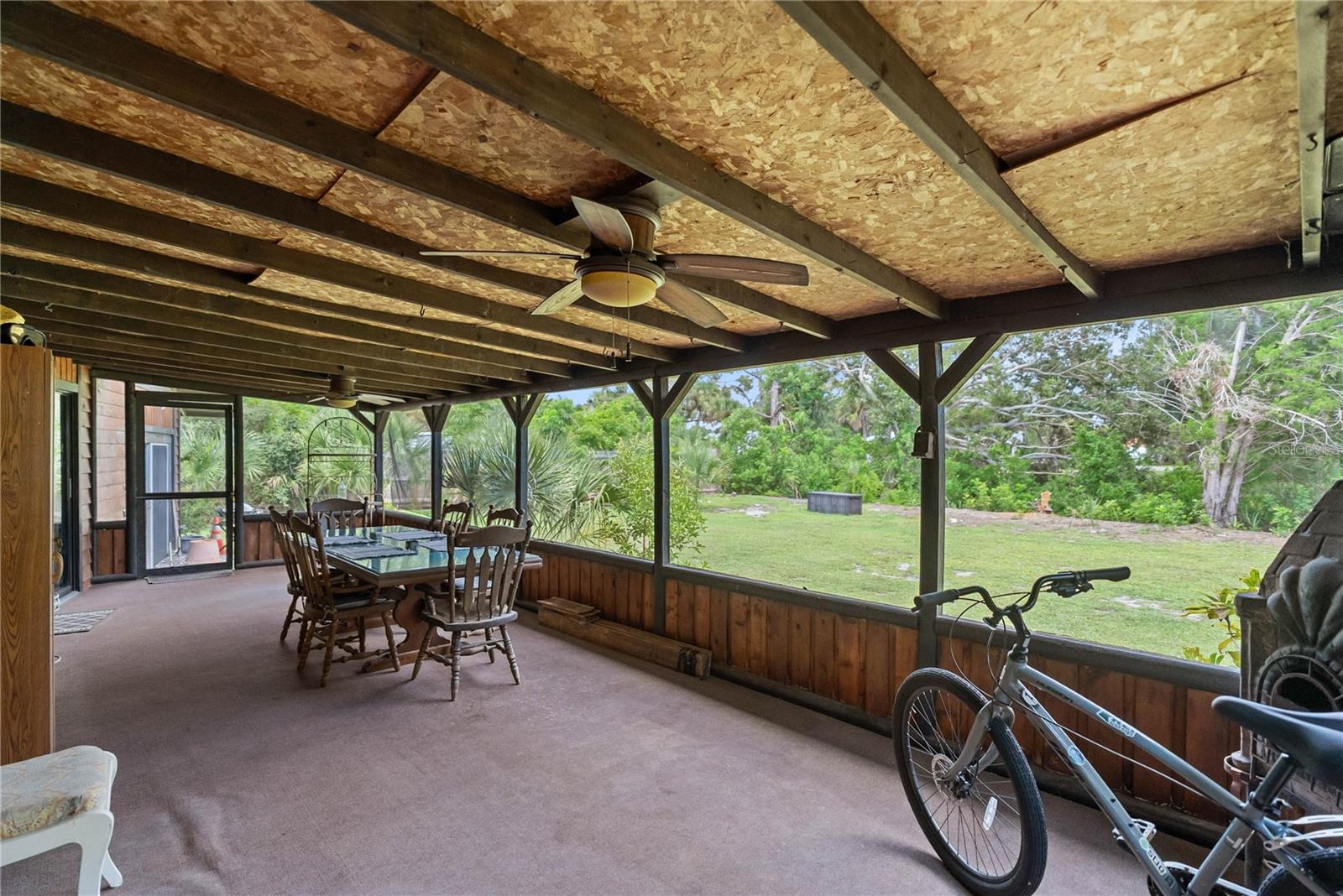 LAUREL VILLA - Residential