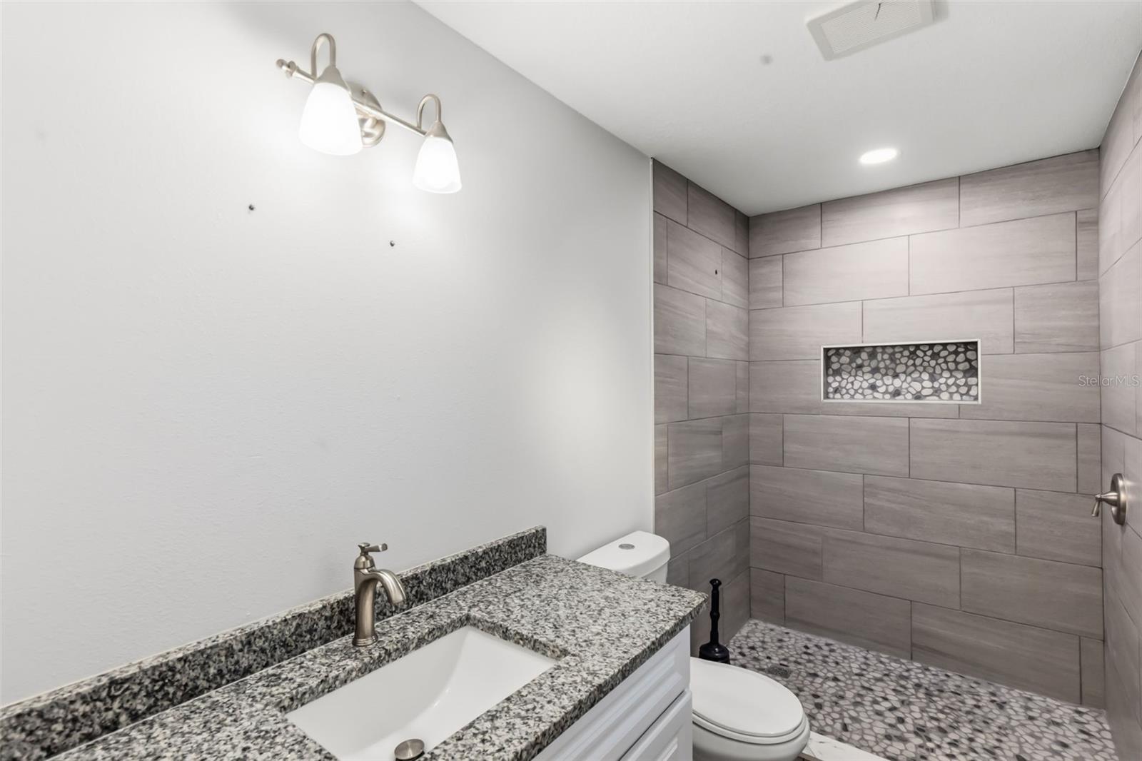 MORROW SQUARE - Commercial Sale