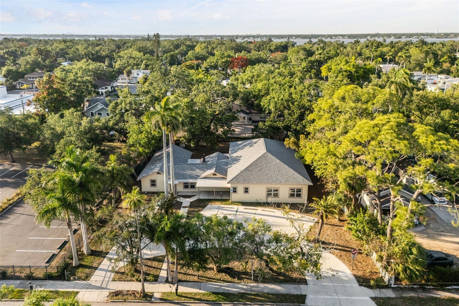 MORROW SQUARE - Commercial Sale