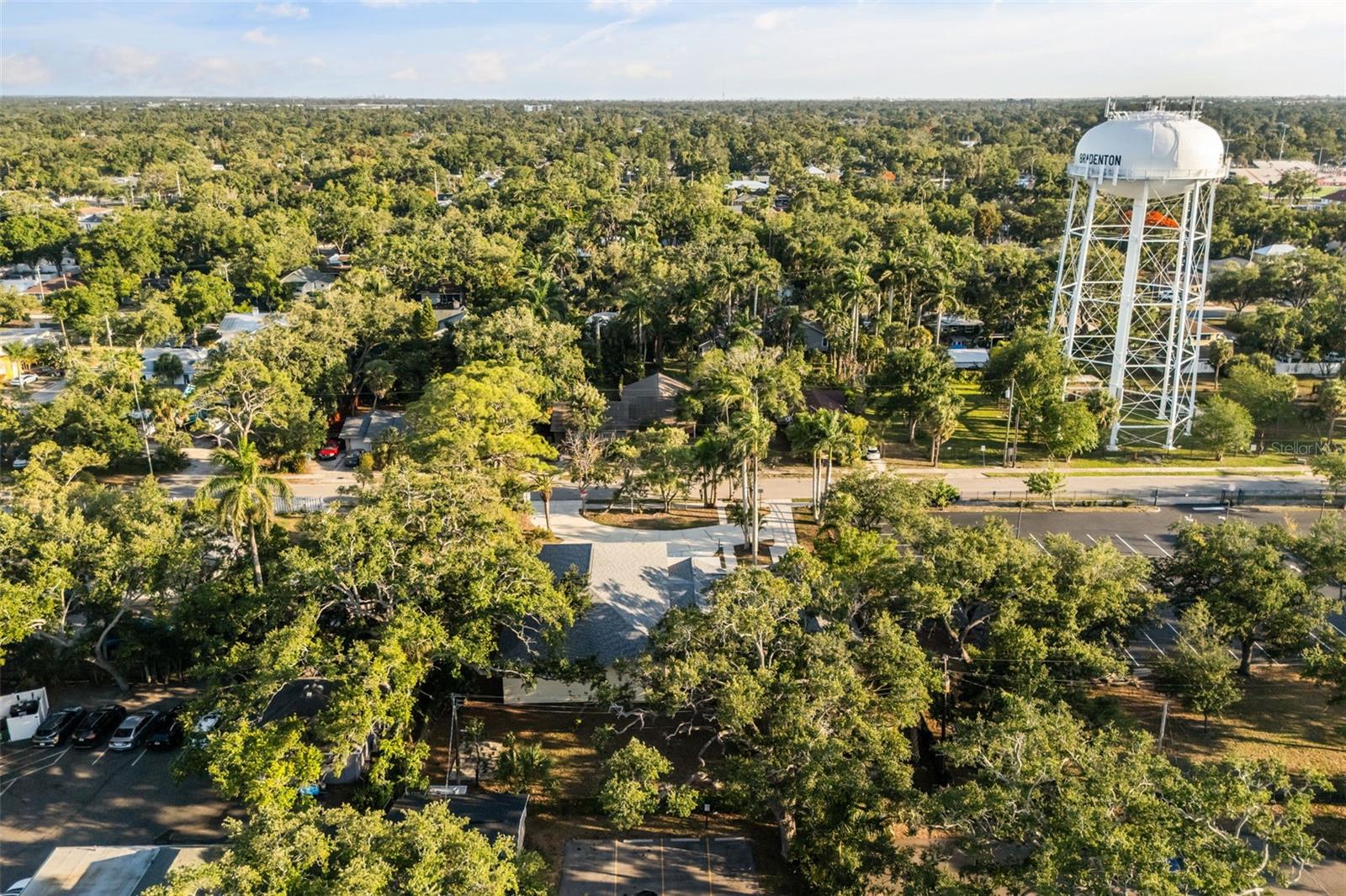 MORROW SQUARE - Commercial Sale