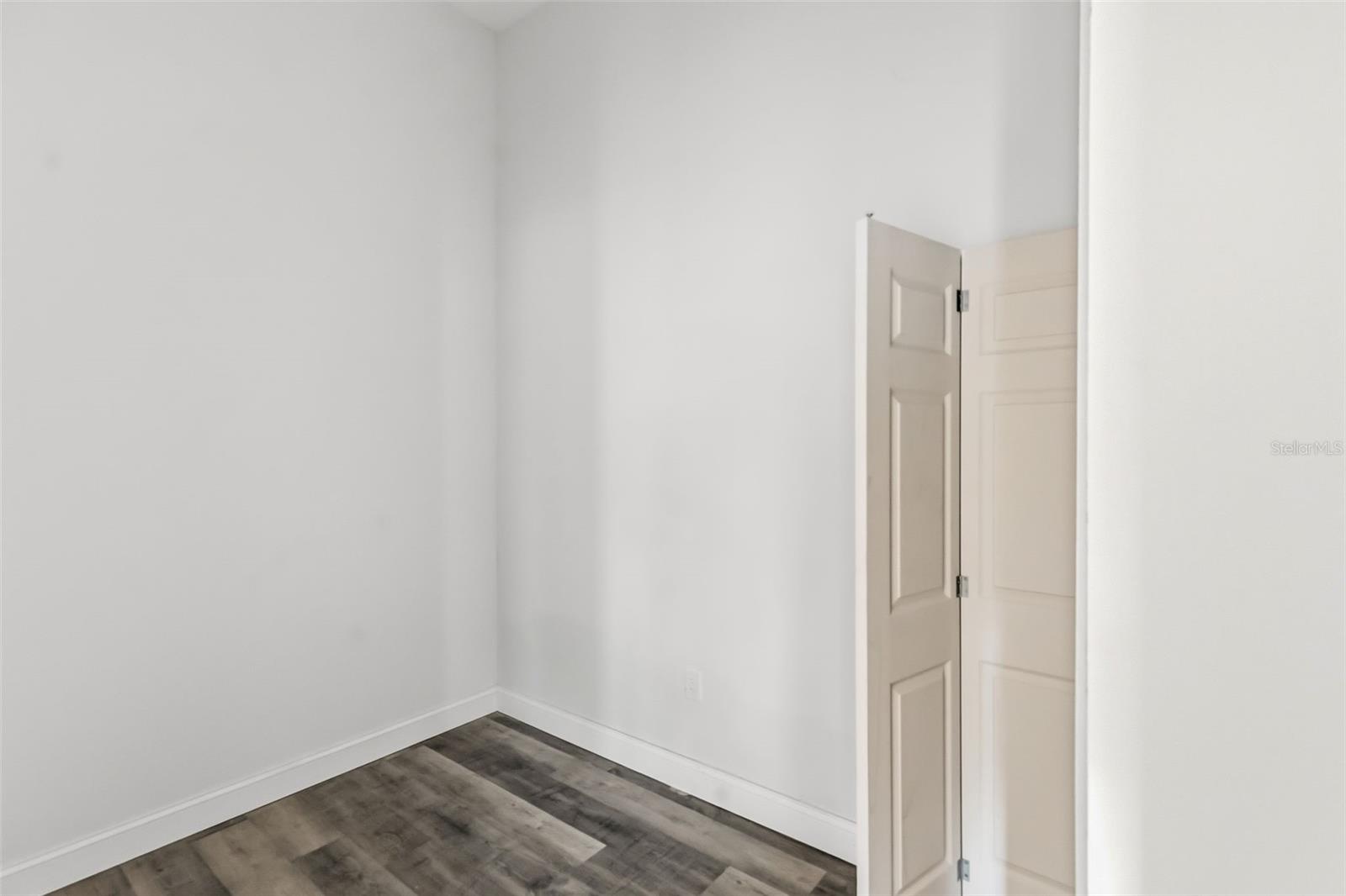 MORROW SQUARE - Commercial Sale