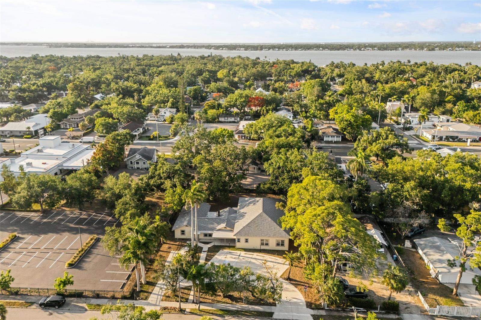 MORROW SQUARE - Commercial Sale