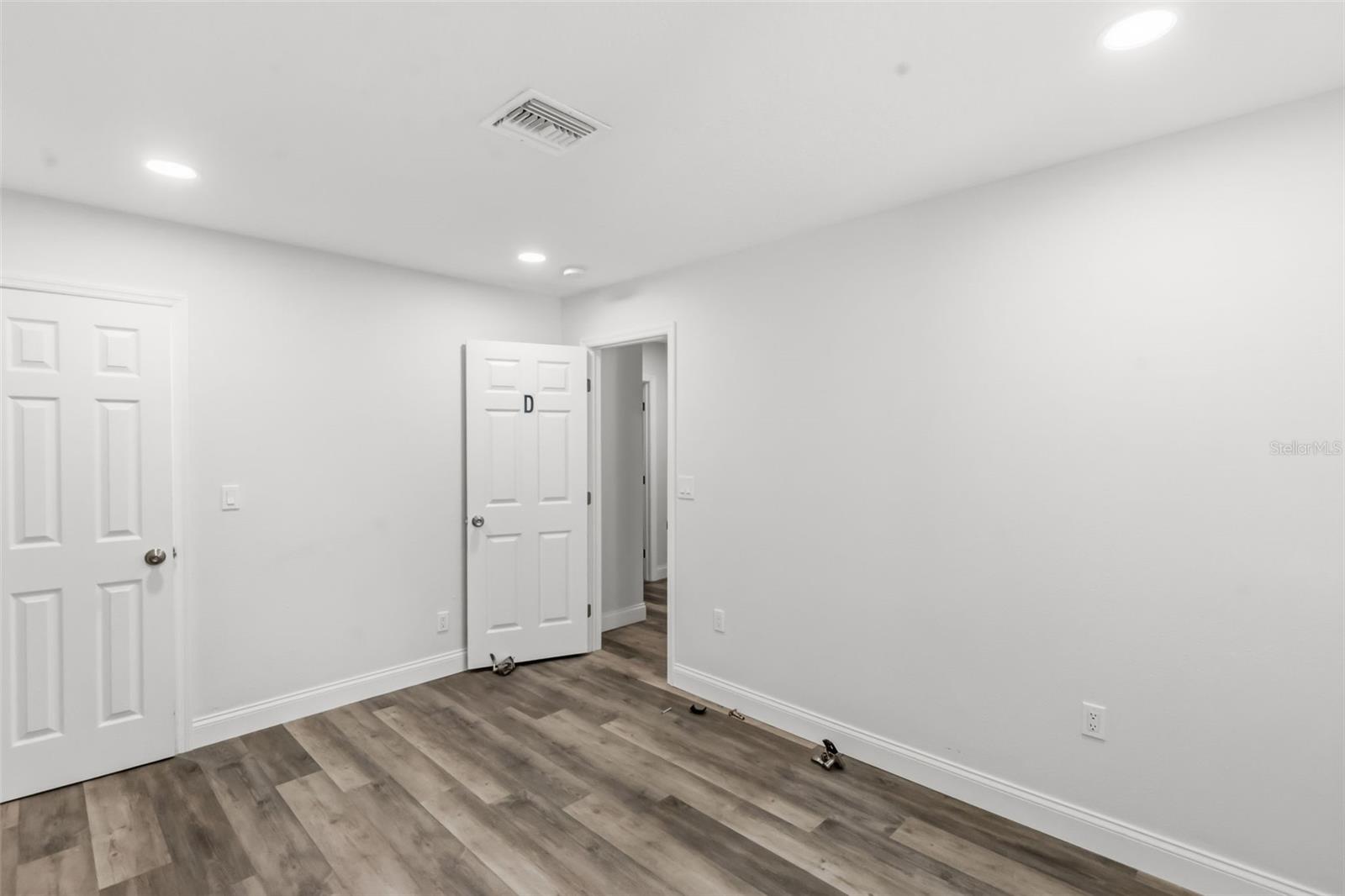 MORROW SQUARE - Commercial Sale