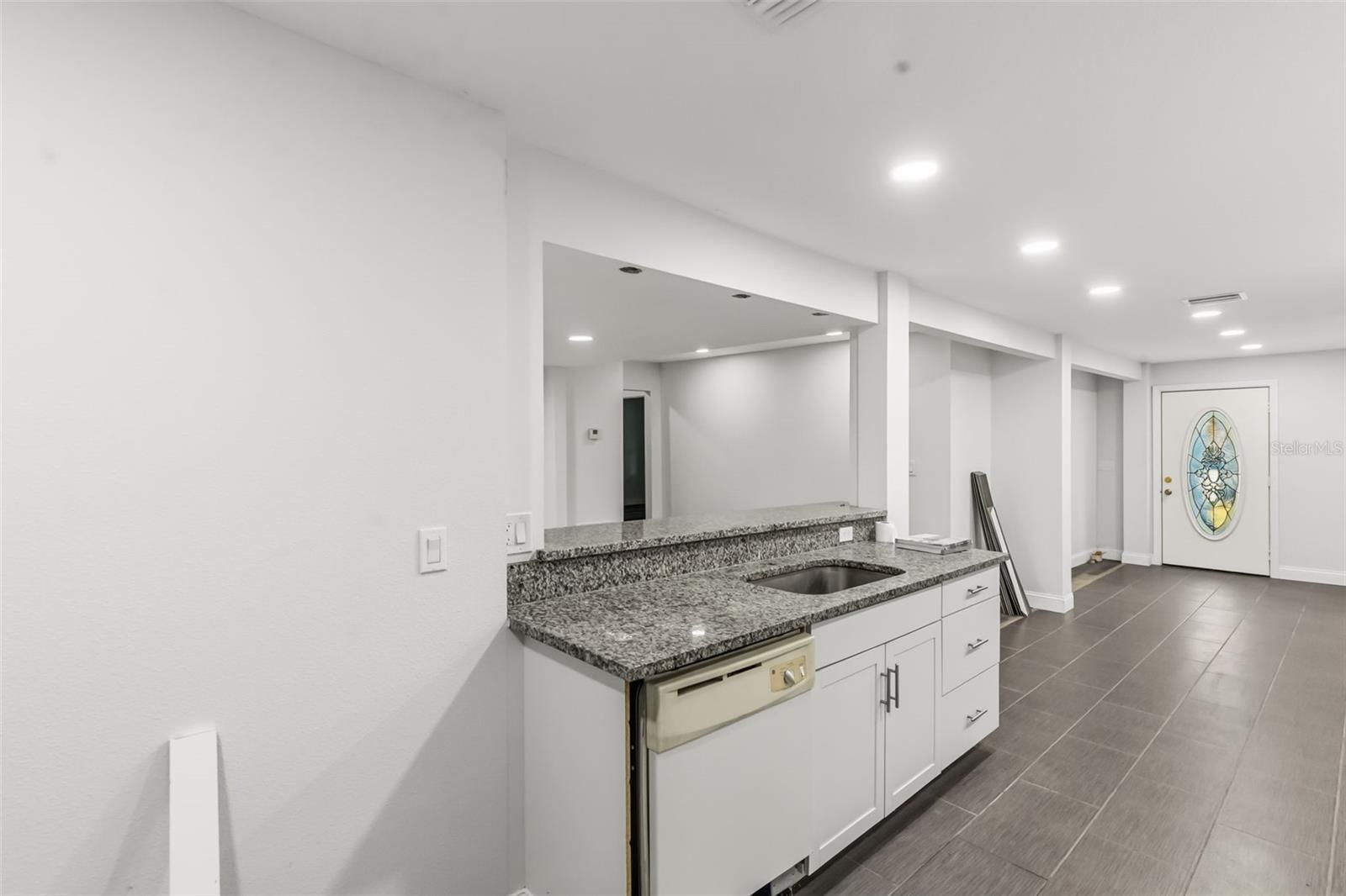 MORROW SQUARE - Commercial Sale
