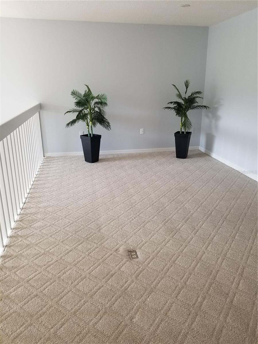 LAUREL OAKS AT EAST LAKE - Residential