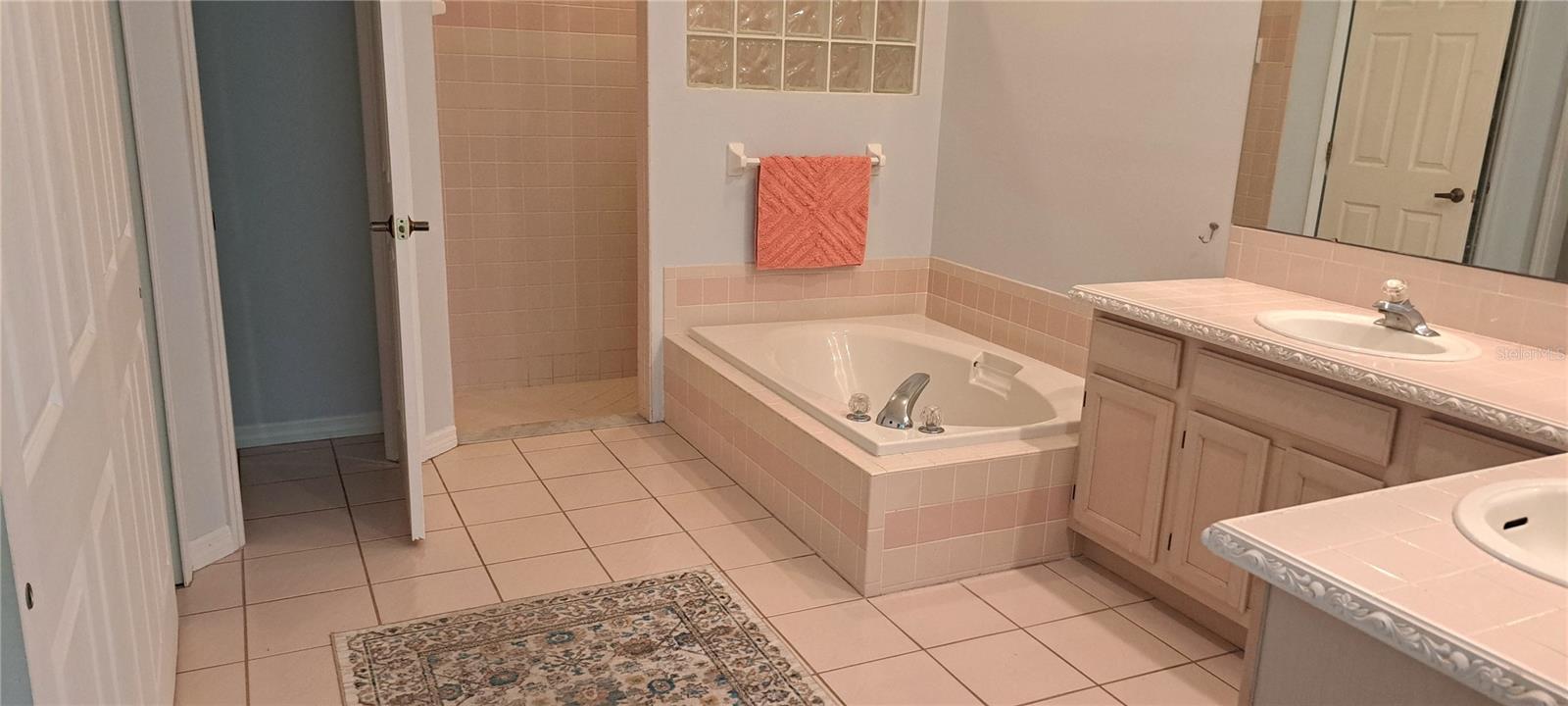 1223 CLAYS TRAIL