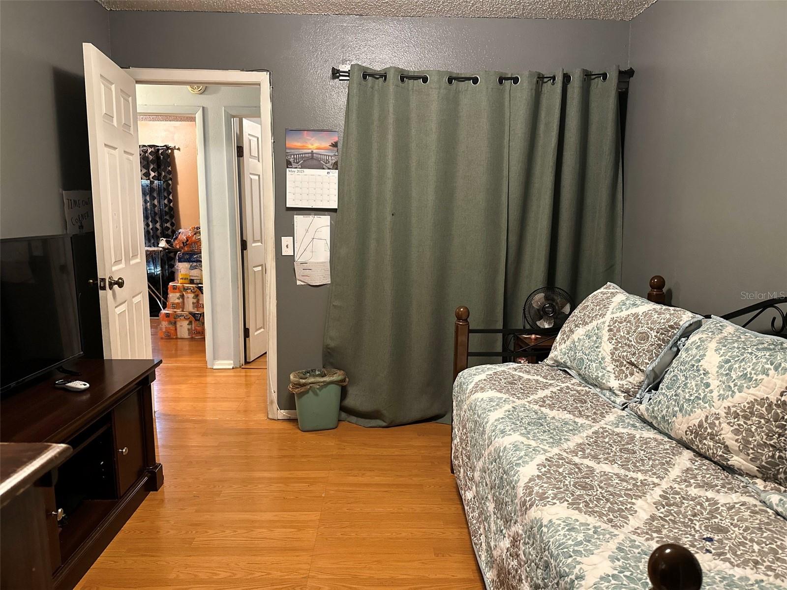 BELMONT - Residential