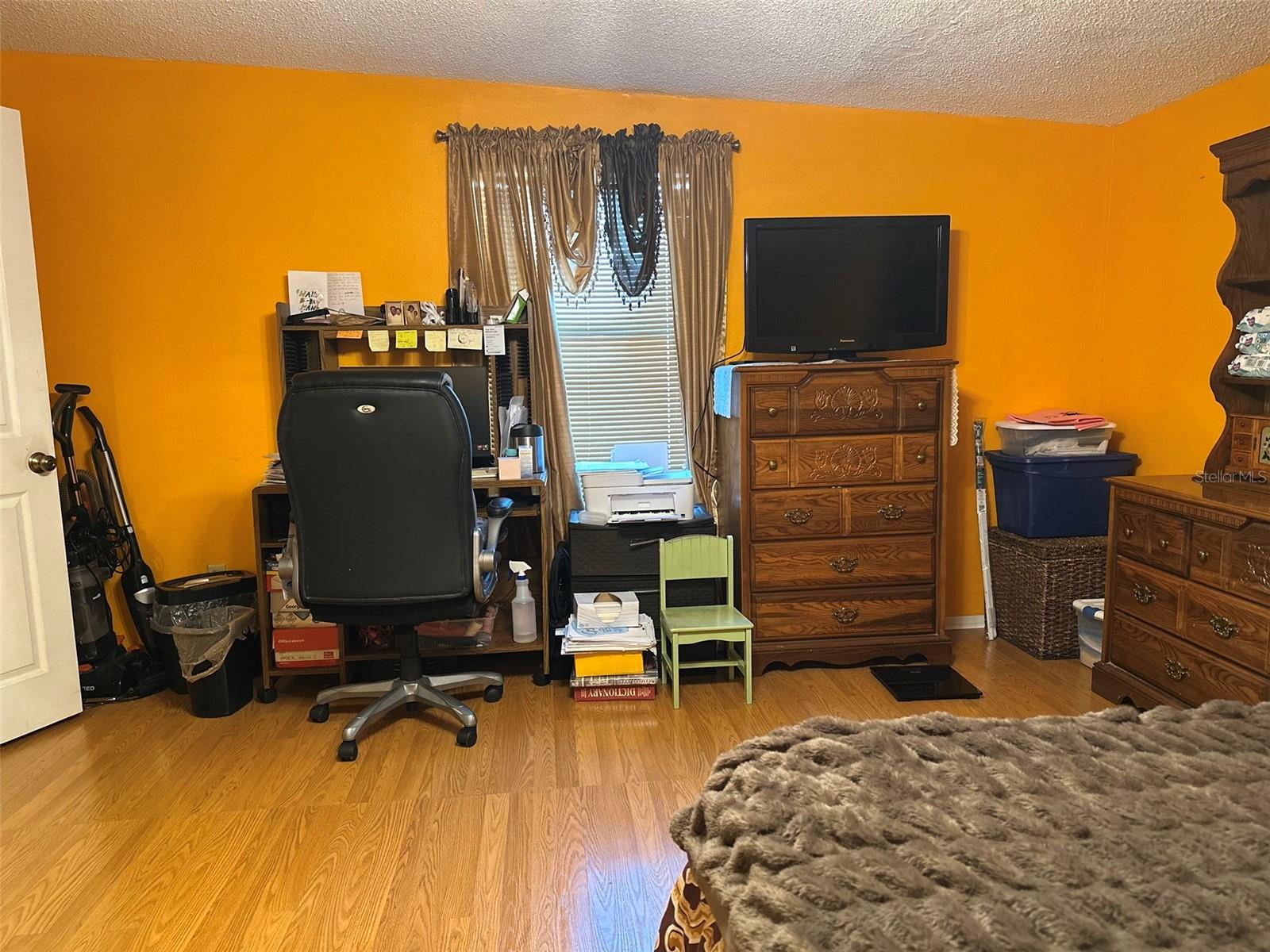 BELMONT - Residential