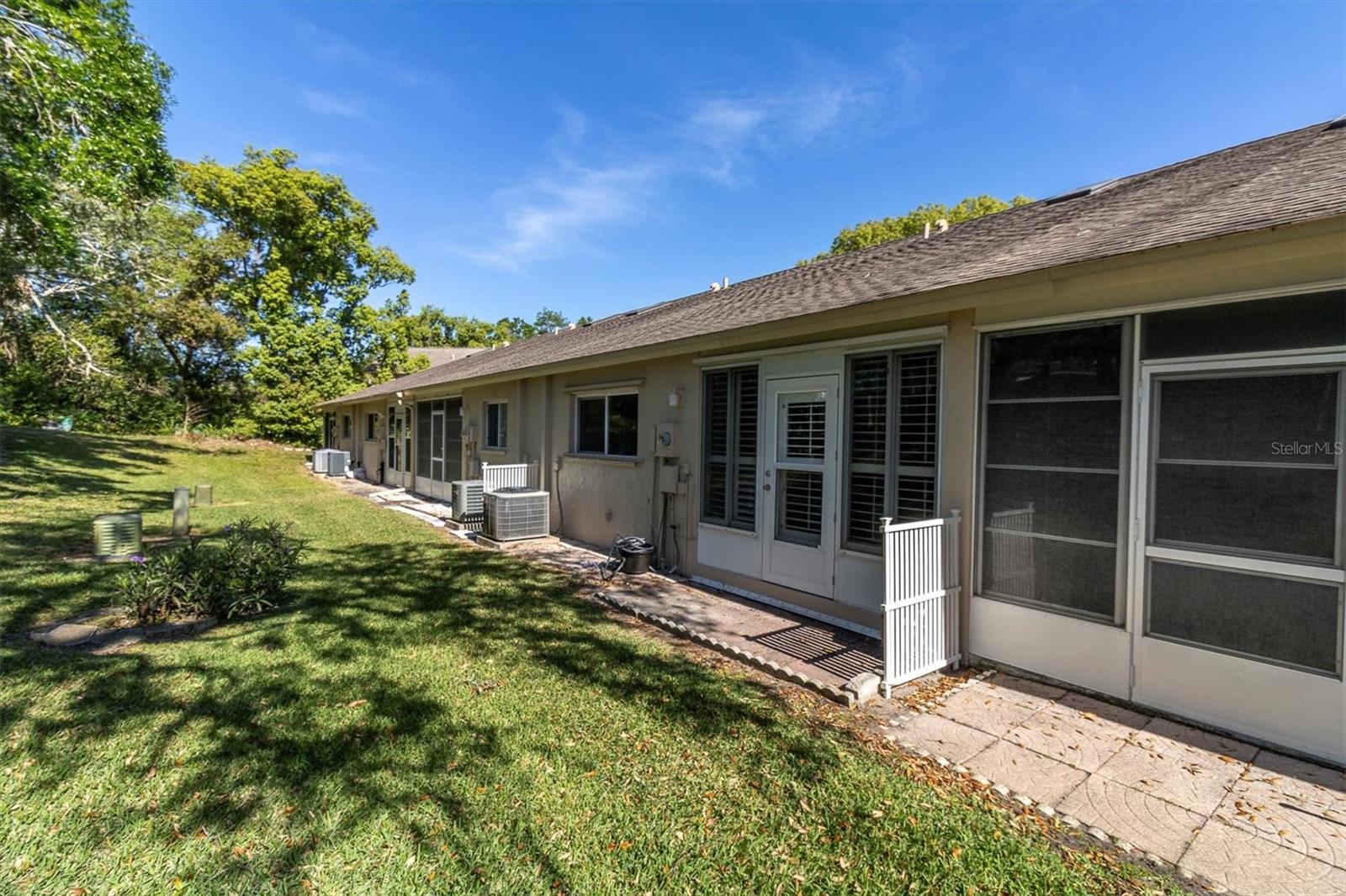 6420 CABBAGE LANE
