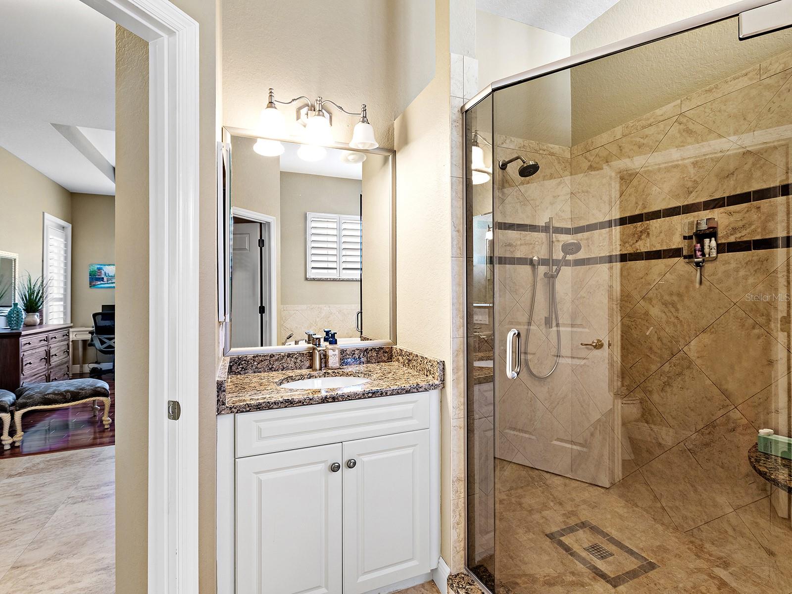 TRIANO - Residential