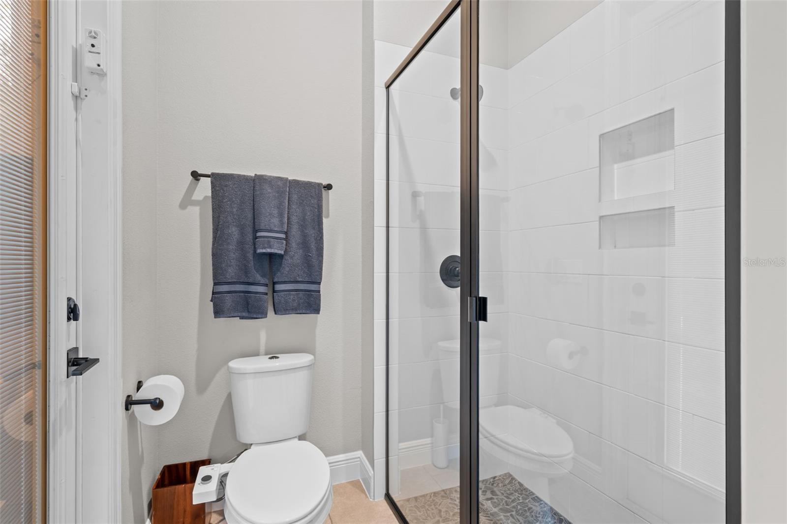 WATERS EDGE AT HAWKS CREST - Residential