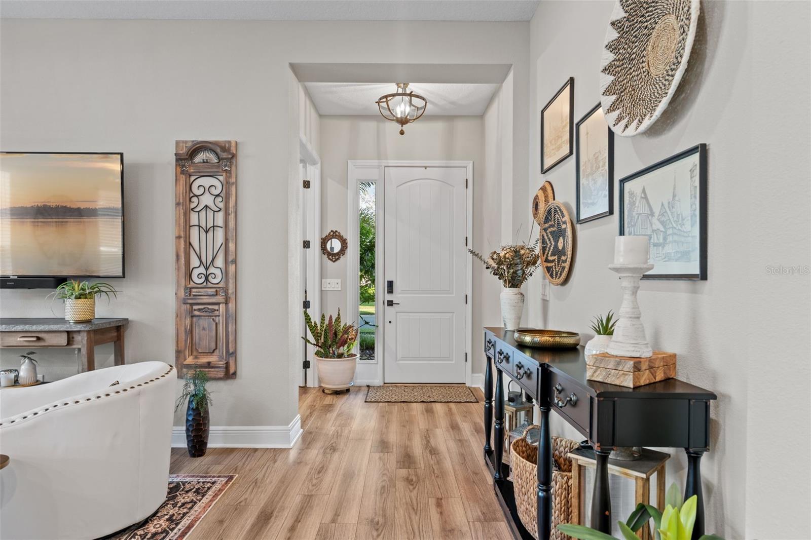 WATERS EDGE AT HAWKS CREST - Residential