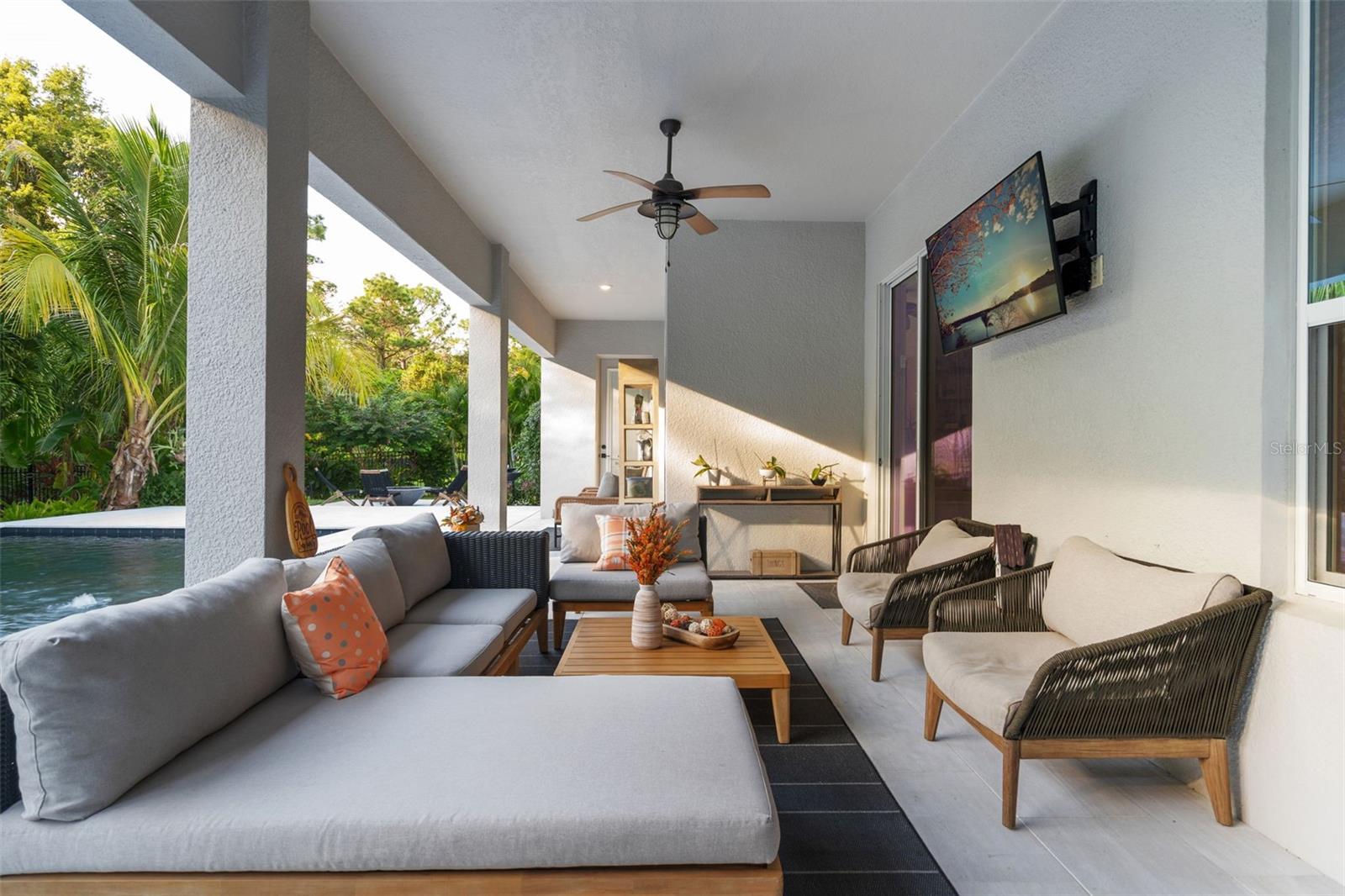 WATERS EDGE AT HAWKS CREST - Residential