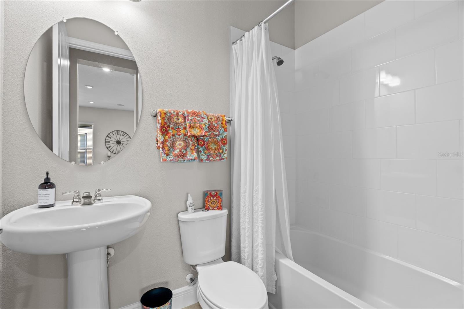 WATERS EDGE AT HAWKS CREST - Residential