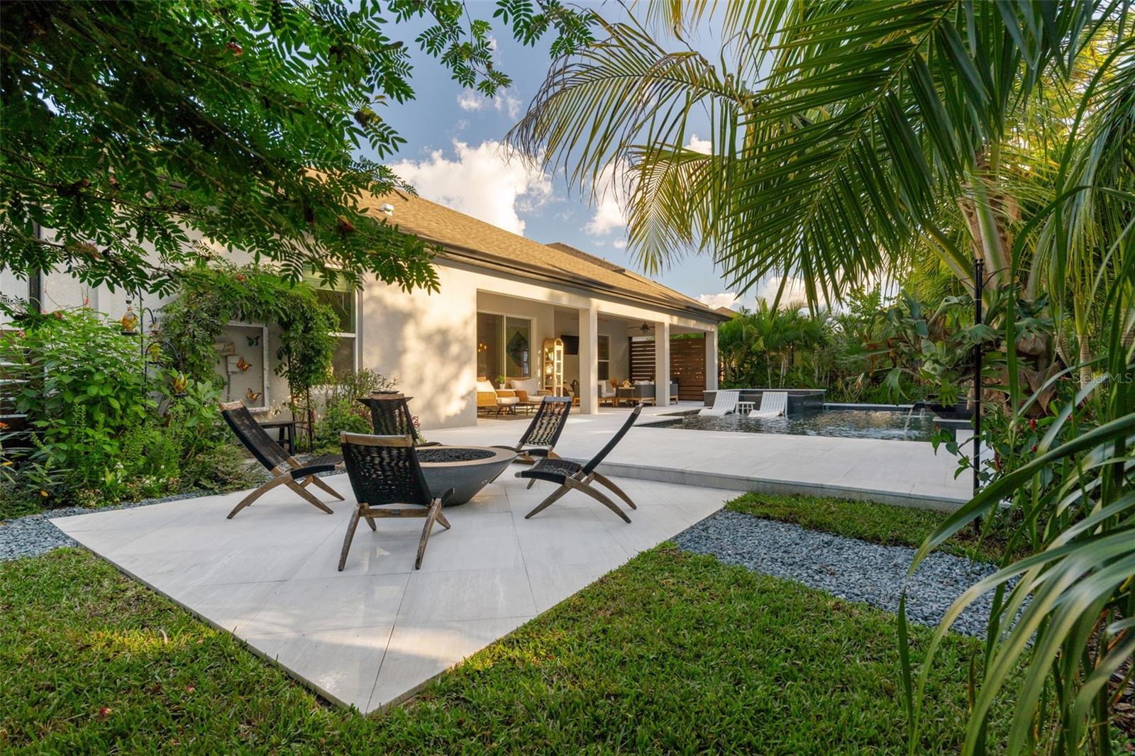 WATERS EDGE AT HAWKS CREST - Residential