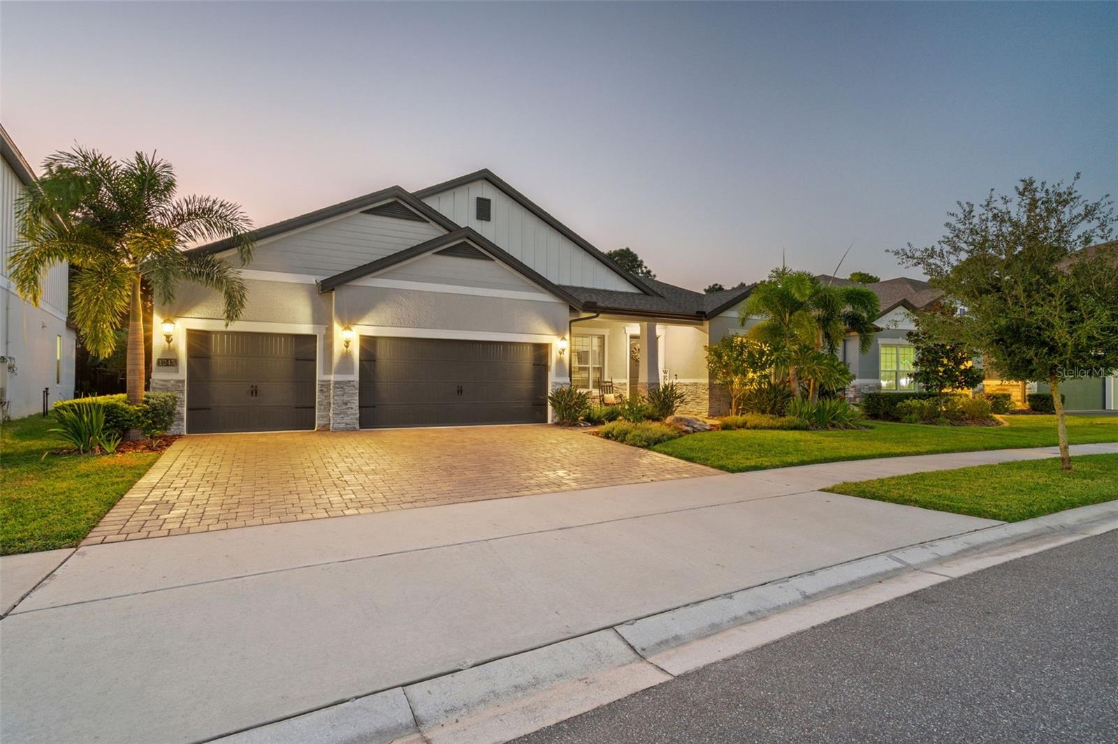 WATERS EDGE AT HAWKS CREST - Residential