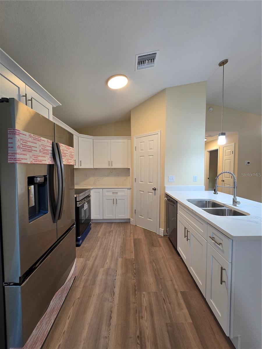 SILVER SPGS SHORES UN 34 - Residential