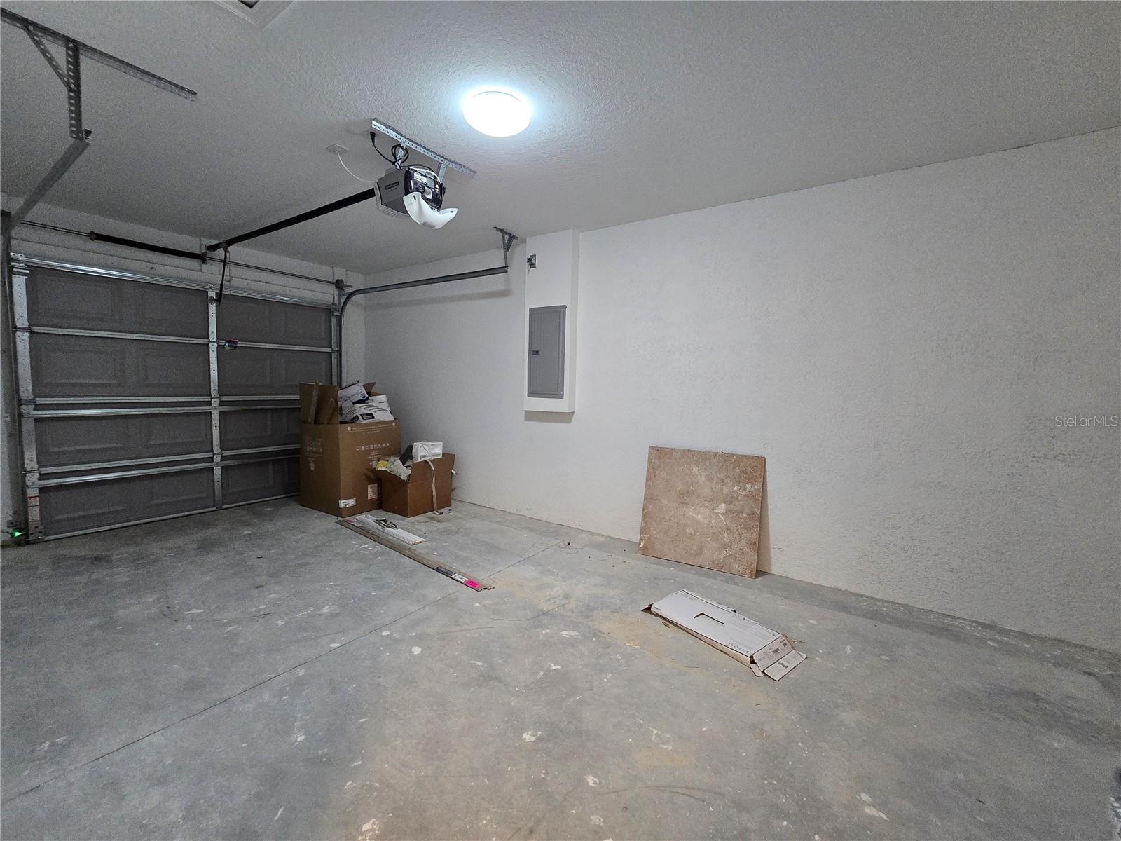 SILVER SPGS SHORES UN 34 - Residential